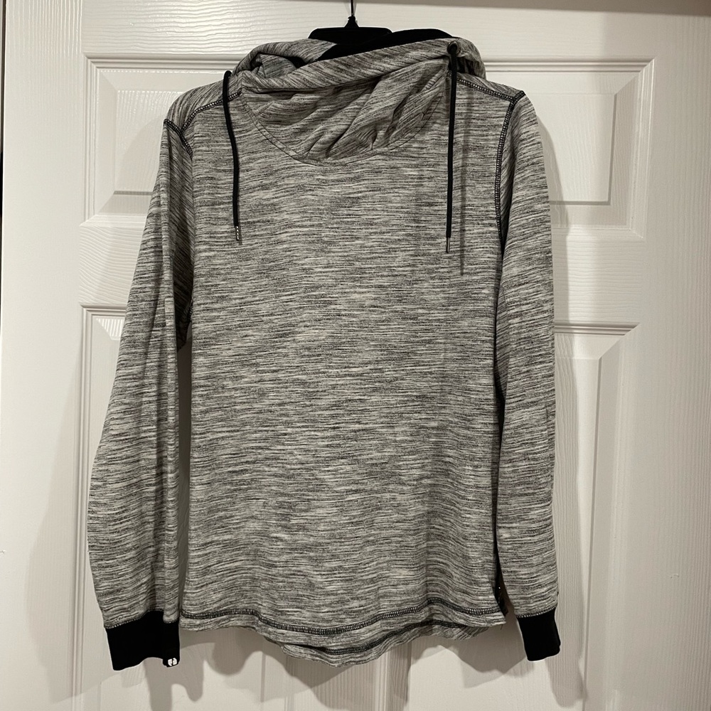 Men’s Medium Pullover Turtleneck Lightweight